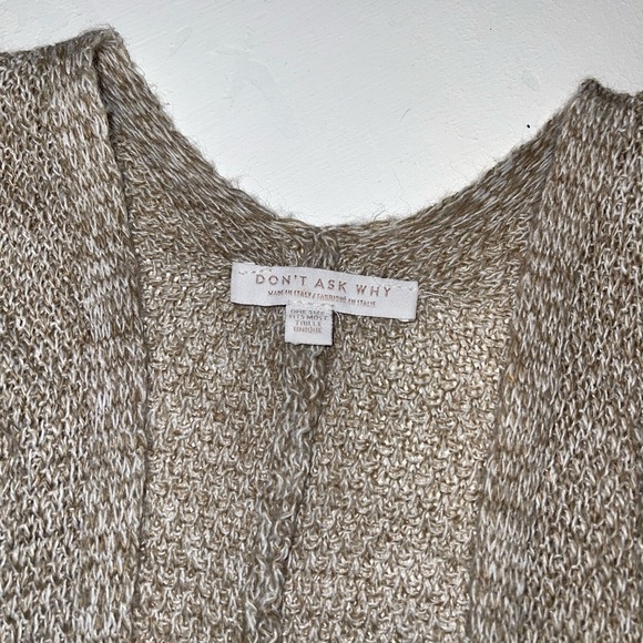 Softest & comfiest cardigan! - Picture 2 of 2